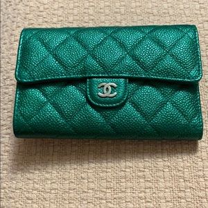 Authentic/Brand New Chanel Emerald Green Wallet